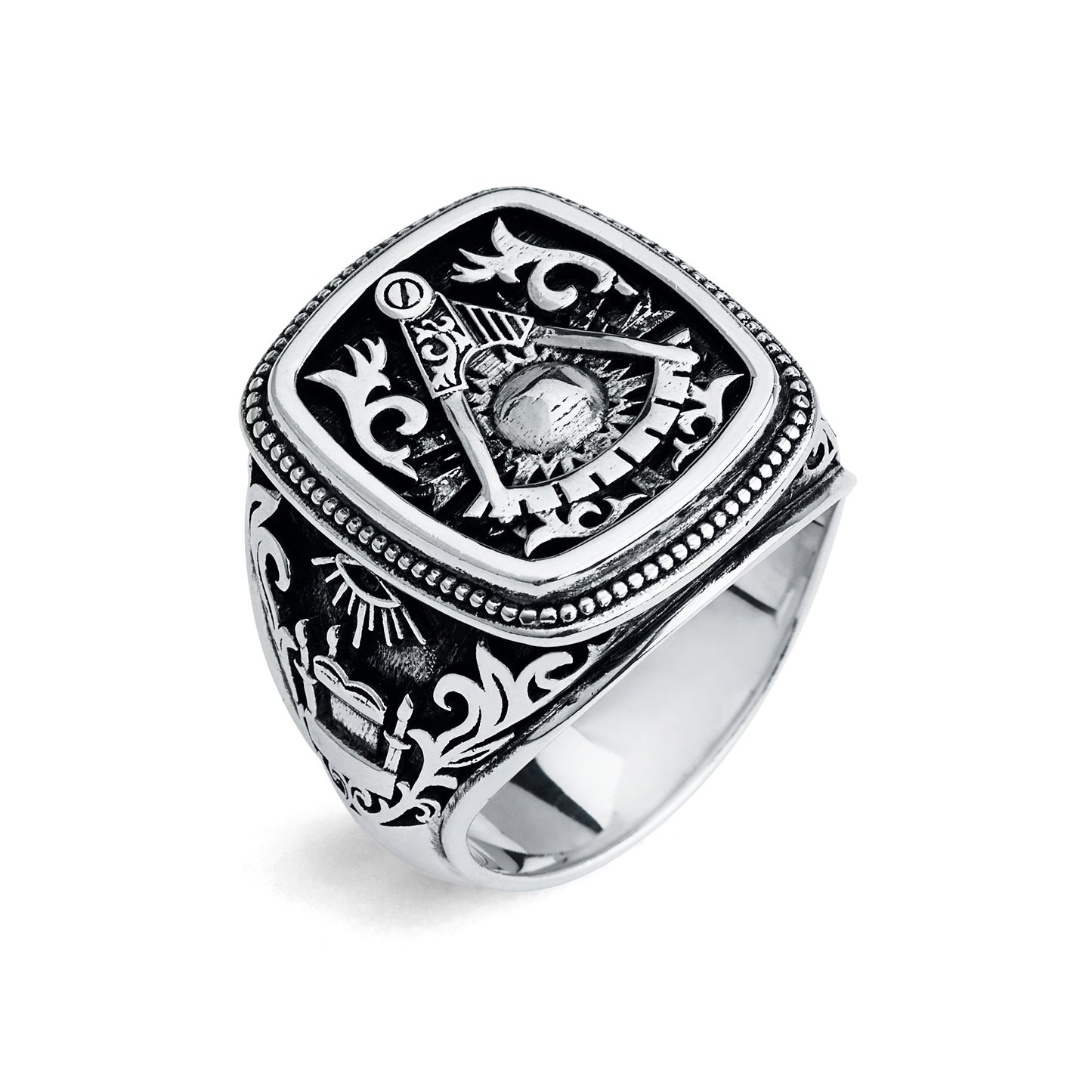 Past Master Ring, Gothic Cushion Design (L)