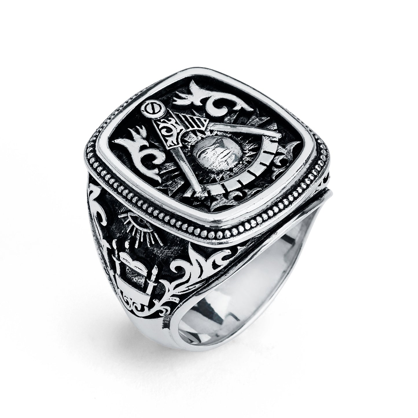 Past Master Ring, Gothic Cushion Design (XL)